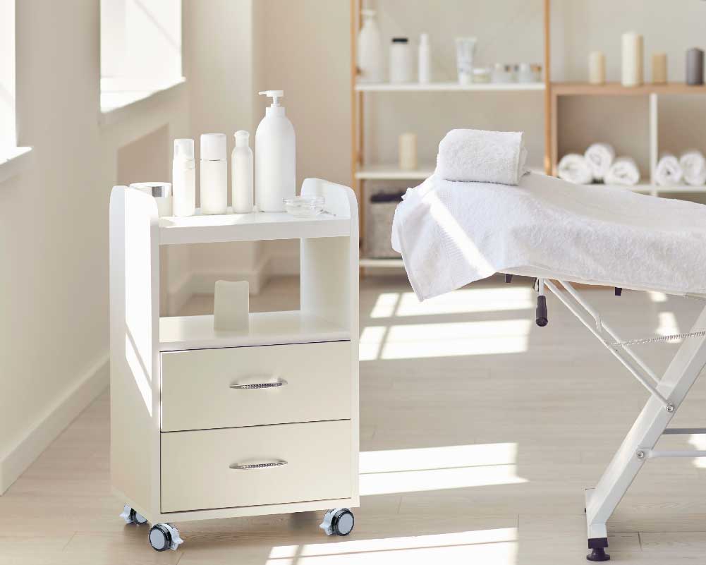 Spa Trolley on Furniture PU Caster Wheel in Treatment Room
